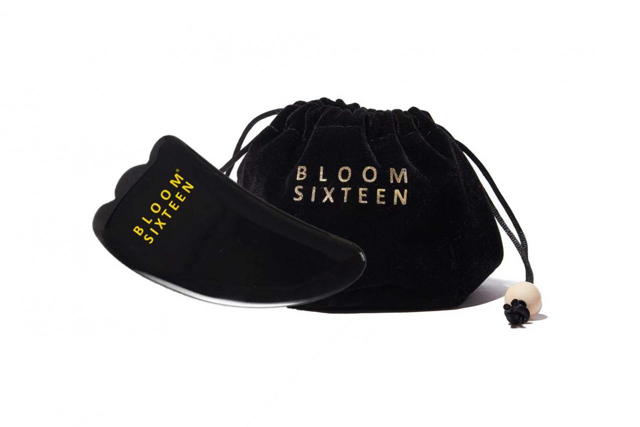 Gua Sha Facial Lifting Tool Black  Obsidian 黑曜石緊緻緊緻提拉刮痧晶石